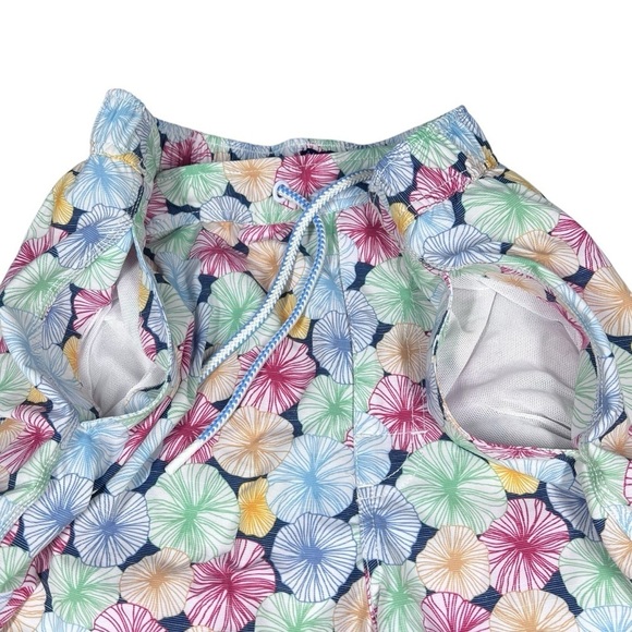 JOHNNIE-O West Coast Prep Nevis Floral Swim Trunks Board Shorts 8" Inseam Size L - Picture 6 of 16